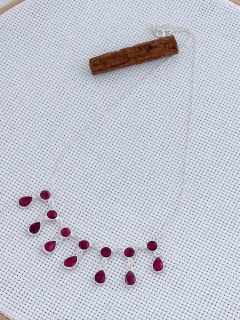 COLAR EM PRATA 925 COM RUBI (90/25C1700379) na internet