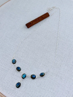 Colar EM PRATA 925 COM LABRADORITA (93/14C1250279) - comprar online