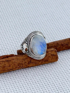 ANEL EM PRATA 925 COM PEDRA DA LUA (35/17A1440319) - Padma Joias Em Prata 925