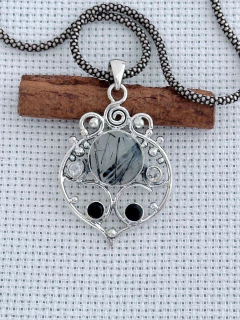 PINGENTE EM PRATA 925 COM QUARTZO TURMALINADO, Ônix e Topázio Branco (35/17P1790399) na internet