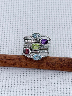 Anel Em Prata 925 Com Água Marinha, ametista, Granada, e Peridoto. (53/27A1890419) na internet