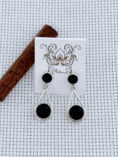 BRINCO EM PRATA 925 COM ÔNIX (35/16B730169) - comprar online