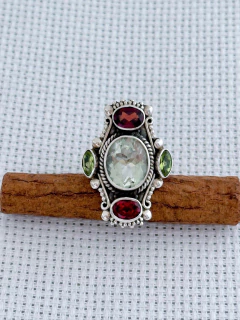 Anel Em Prata 925 Com Ametista Verde, Granada e Peridoto (94/08A20680499) na internet