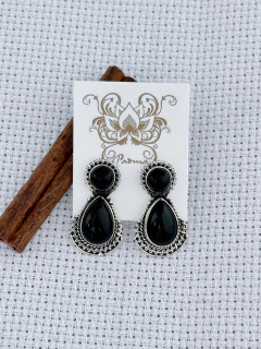 BRINCO EM PRATA 925 COM ÔNIX (53/16B890199) na internet