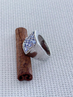 Anel em Prata 925 com Tanzanita e Zircônia (1/10A3110689) - loja online