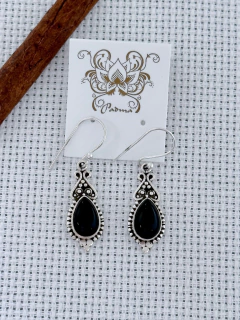 BRINCO EM PRATA 925 COM ÔNIX (35/16B820189) - comprar online