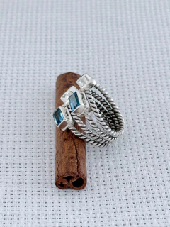 Anel Em Prata 925 Com Topázio Azul (53/27A1940429) - loja online