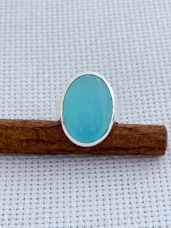 ANEL EM PRATA 925 COM CALCEDÔNIA (80/05A1600359) na internet