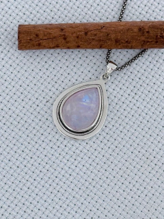 PINGENTE EM PRATA 925 COM PEDRA DA LUA (35/17P1040229)