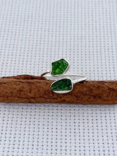 Anel Em Prata 925 Com Peridoto bruto (53/10A7900179) na internet