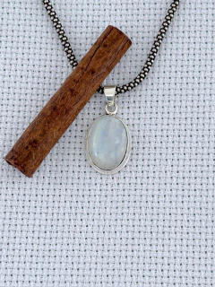 PINGENTE LUA EM PRATA 925 COM PEDRA DA LUA (35/07P750169) na internet