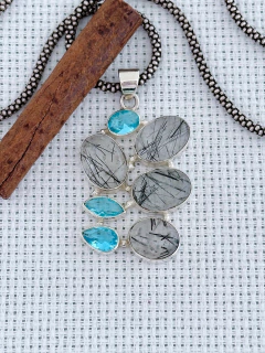 PINGENTE EM PRATA 925 COM QUARTZO TURMALINA e TOPÁZIO AZUL (39/17P1590349) na internet