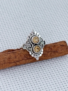 ANEL EM PRATA 925 COM CITRINO (35/10A840189) na internet