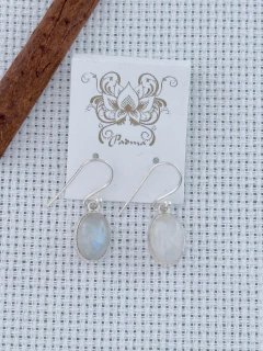 BRINCO EM PRATA 925 COM PEDRA DA LUA (35/17B560129) - comprar online