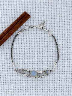Pulseira Em Prata 925 Com Pedra da Lua (1/17U1020229) na internet