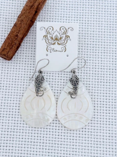 BRINCO BALI EM PRATA 925 COM MADREPÉROLA (39/12B31079) - comprar online