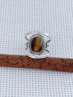 Anel Em Prata 925 Com Olho De Tigre (35/15A960219) na internet
