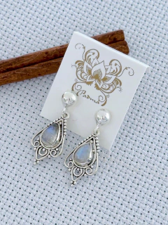 BRINCO EM PRATA 925 COM PEDRA DA LUA (1/17B630139)