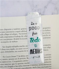 Señalador magnético "De a poco fue todo a medias"