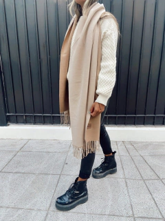 Mantón doble faz beige/camel en internet