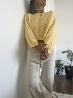 Sweater Antonieta amarillo en internet