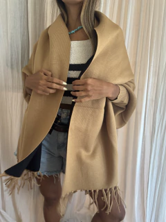 Imagen de Ruana Sur camel