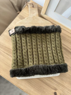 Cuello Ina verde - tienda online