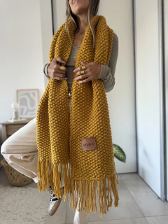 Bufanda Clau mostaza