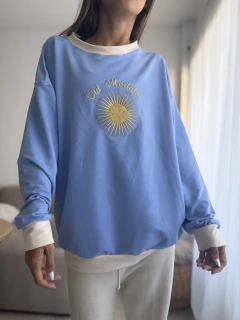 Buzo Oid mortales celeste en internet