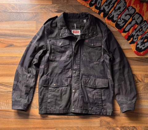 LEVI’S PARKA FULL ZIP CAMMO