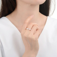Anillo de plata 925 medio sin fin cubic baguette - comprar online