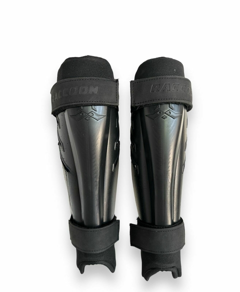 Canilleras RACCOON Storm