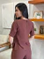 Blusa Manga Pregas Marrom na internet
