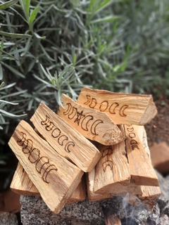 Palo Santo na internet