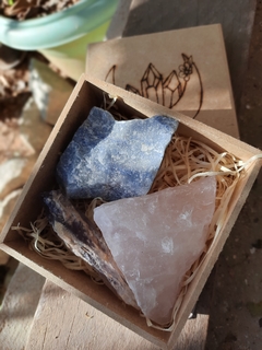Kit de Pedras Amor, Equilíbrio e Transmutação na internet