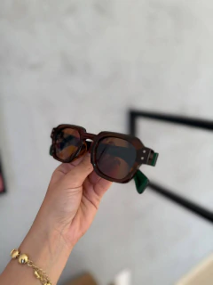 ÓCULOS BERLIM ANIMAL PRINT E VERDE - comprar online