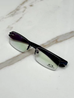 ARMAÇÃO DE GRAU OAKLEY RETANGULAR MEIO ARO BRUSHED OX5040-153 AZUL MARINHO