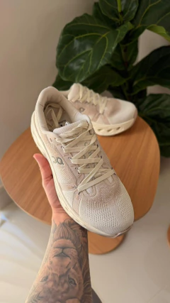TÊNIS ON CLOUD ECLIPSE OFFWHITE - comprar online