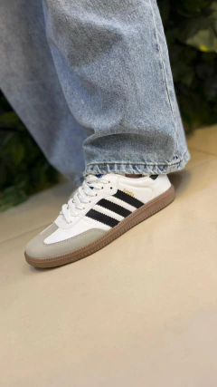 TENIS ADIDAS SAMBA PRETO E MARROM
