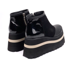 London Black en internet