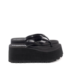 Vainilla All Black en internet