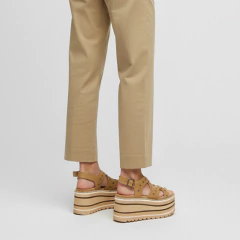 Imagen de Megan Camel