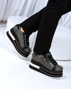 Dakota Mono Black - Groovas Shoes Co.