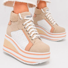 Peach Beige en internet