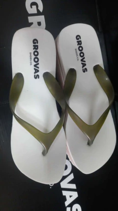 Golden White OUTLET 37 - Groovas Shoes Co.