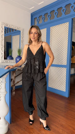 CALÇA SARJA CAROLINA na internet