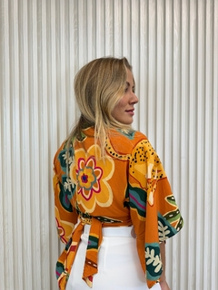 CROPPED MULTIFORMAS IDALICE - Linda Flor com Vest LTDA