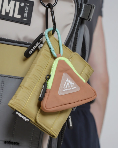Pouch Everest