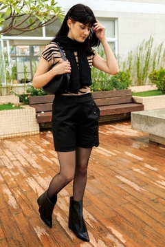 29843-SHORT COMPACTO COTTON PRETO na internet