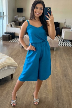 30296-CONJUNTO BERMUDA E BLUSA VISCO DOBBY AZUL PAVÃO